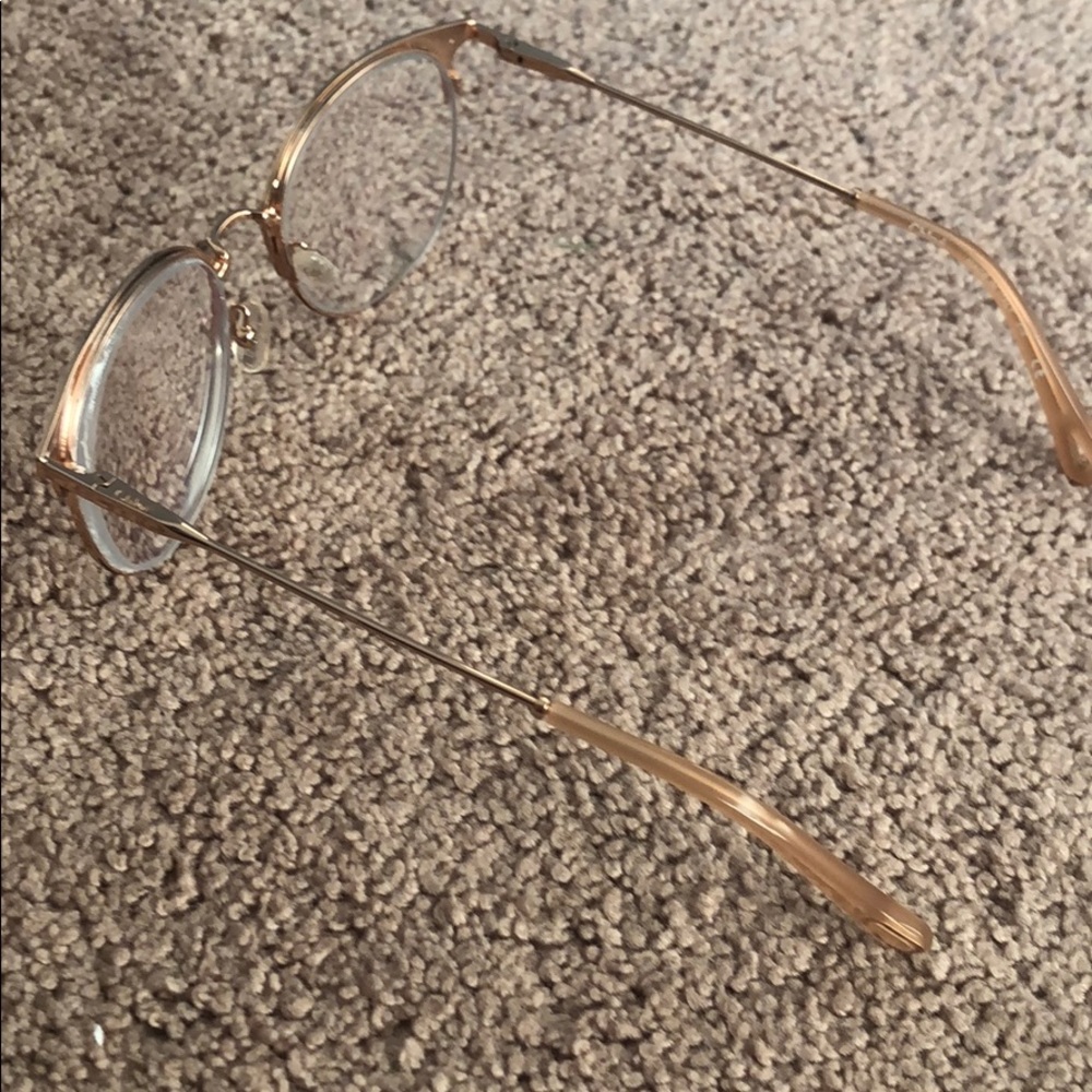 CHLOE ROSE GOLD HORN RIM GLASSES - Picture 2 of 5